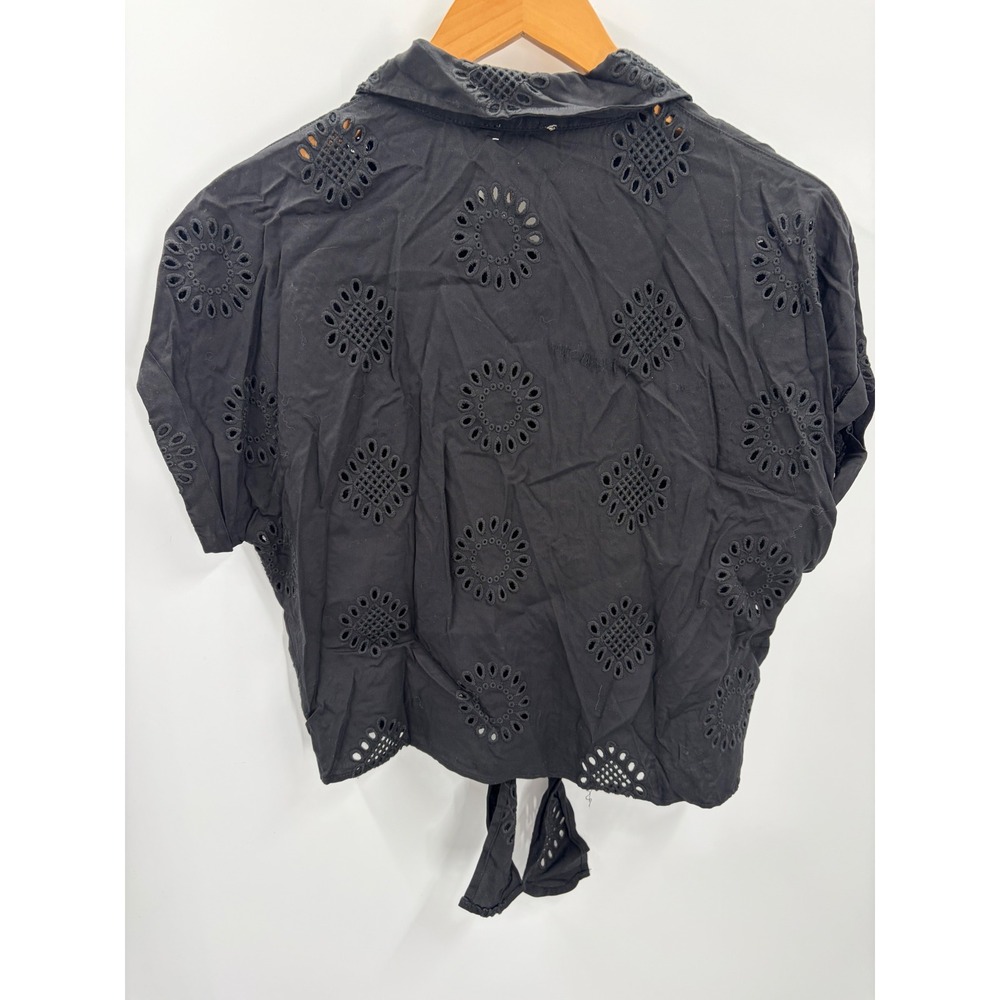 Elie Elie Tahari Black Eyelet Embroidered Tie Front Short Sleeve Shirt NWT - Picture 4 of 9